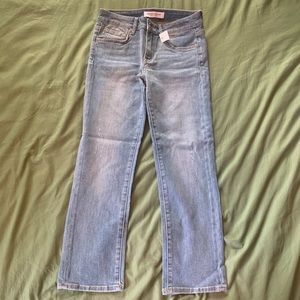 Denim of Virtue cropped jean